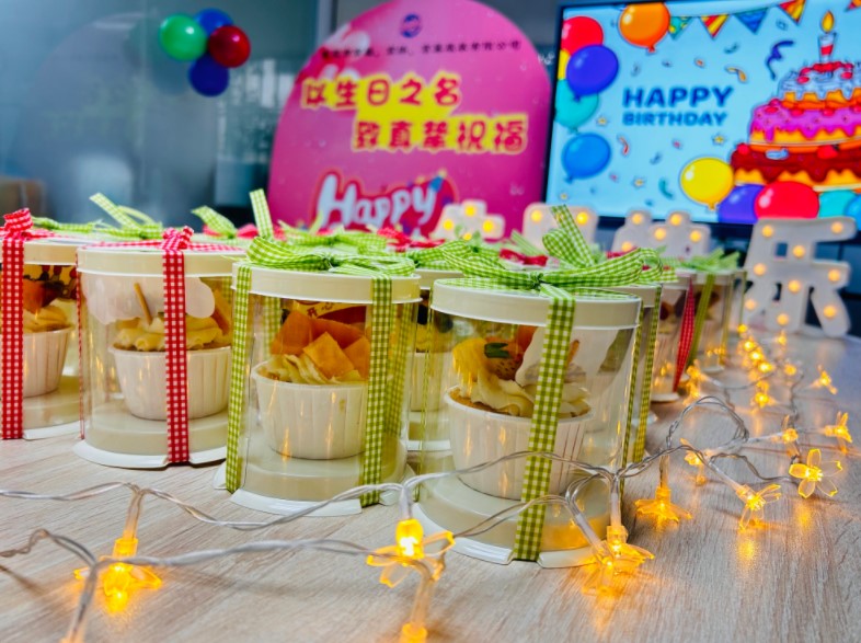 四月生日會(huì)丨春風(fēng)送暖，歡樂慶生(圖2)