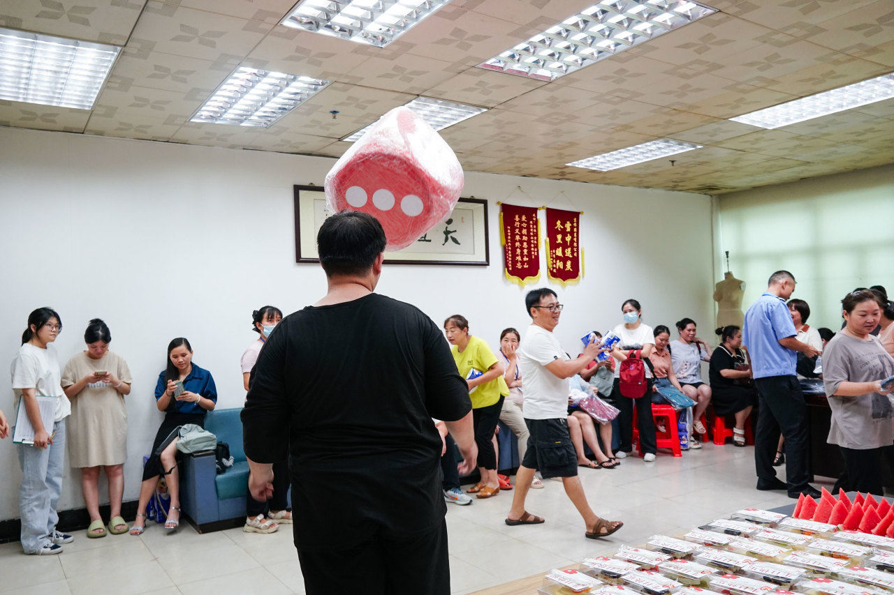 8月份員工生日會(huì)丨我們齊聚一堂，不負(fù)時(shí)光(圖15)